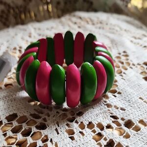 Vintage Pink & Green Wooden Beaded Stretch Bracelet